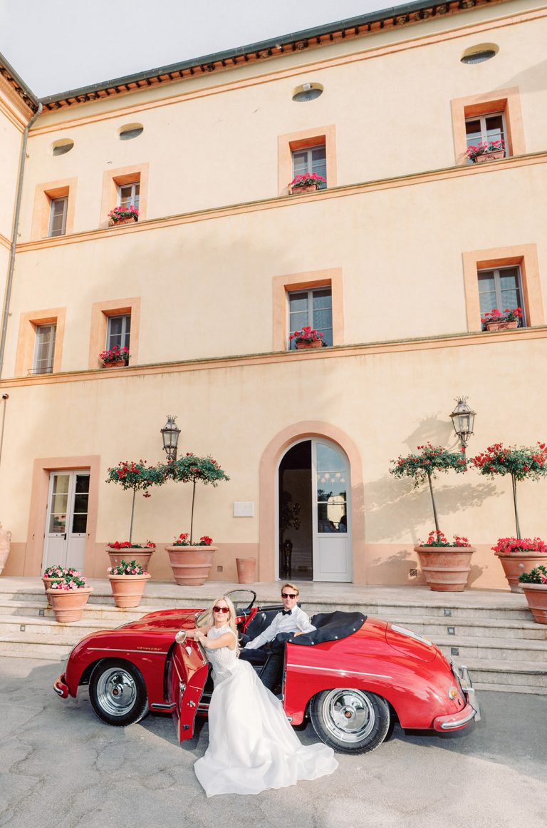 elopement in tuscany italy