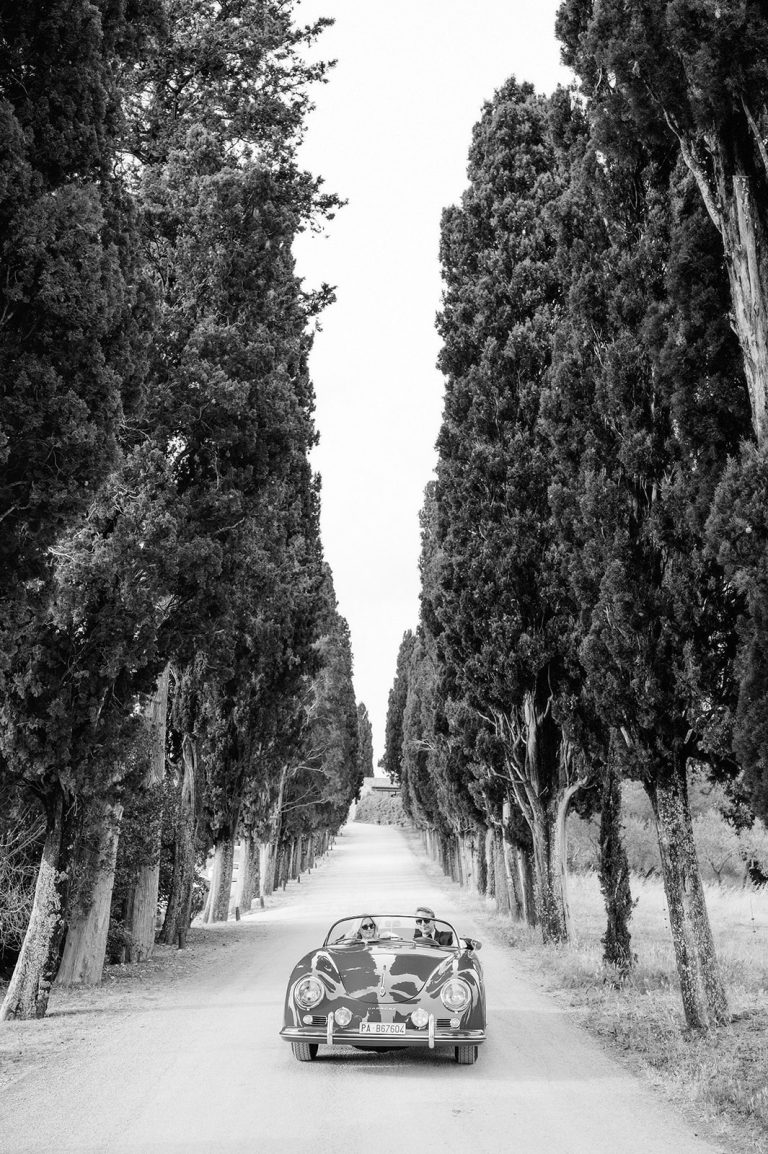 elopement in tuscany italy
