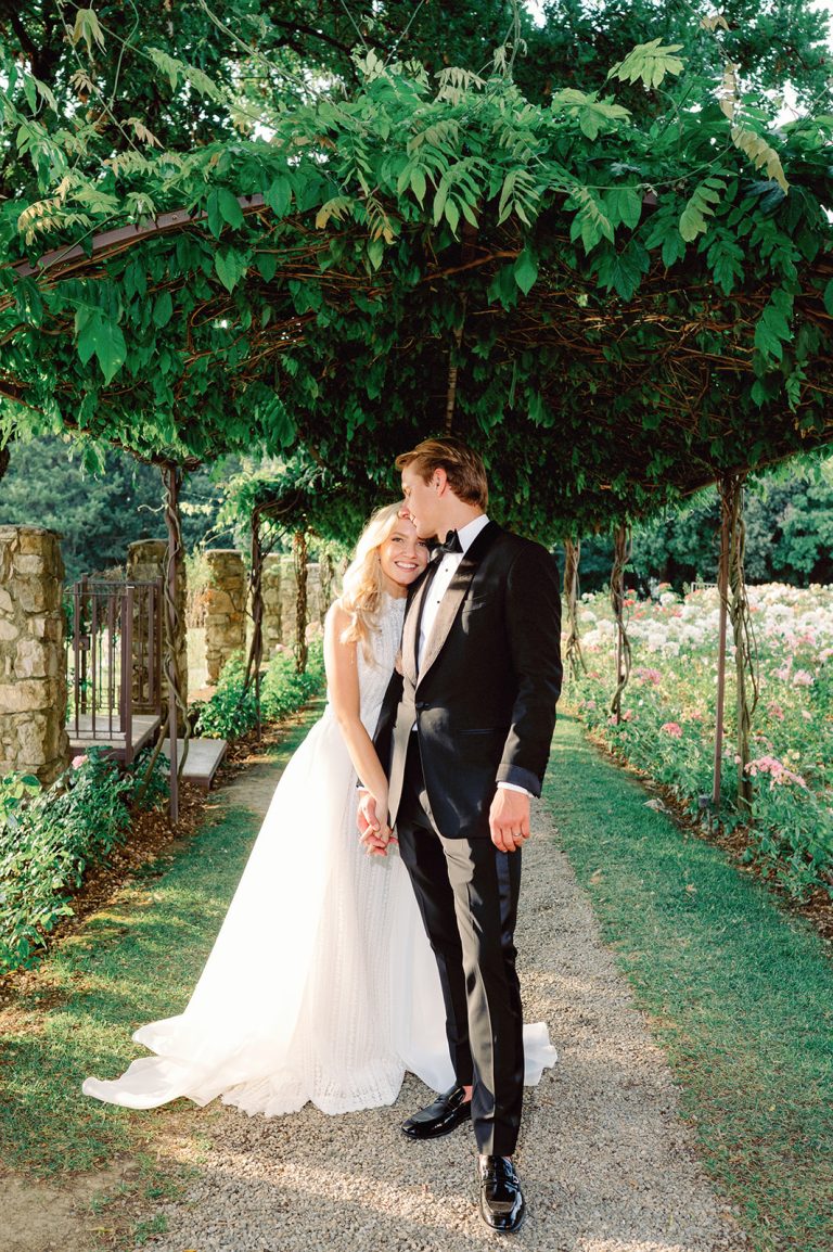 elopement in tuscany italy