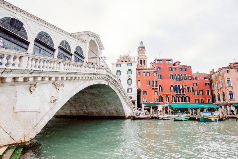 rialto bridge venice