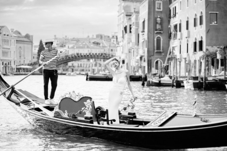 elopement photographer venice italy