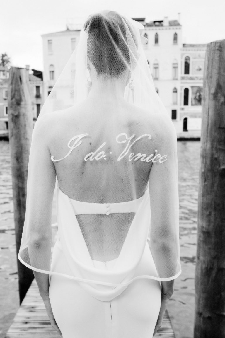 elopement photographer venice italy