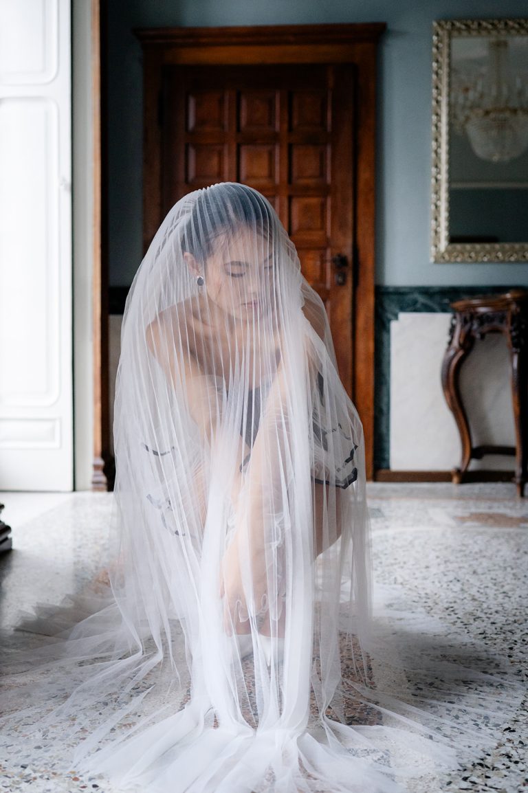 boudoir wedding