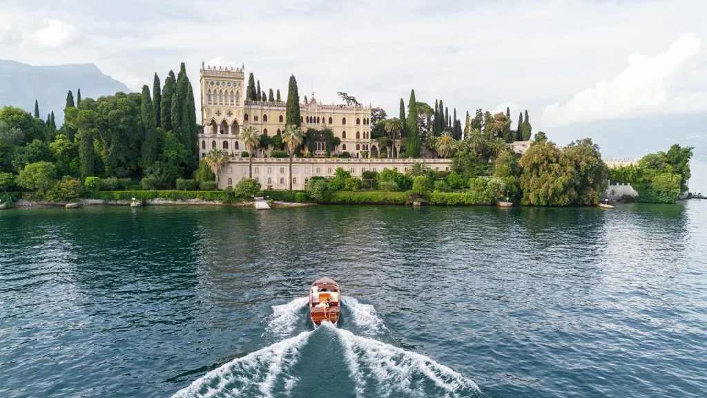 wedding photographer isola del garda