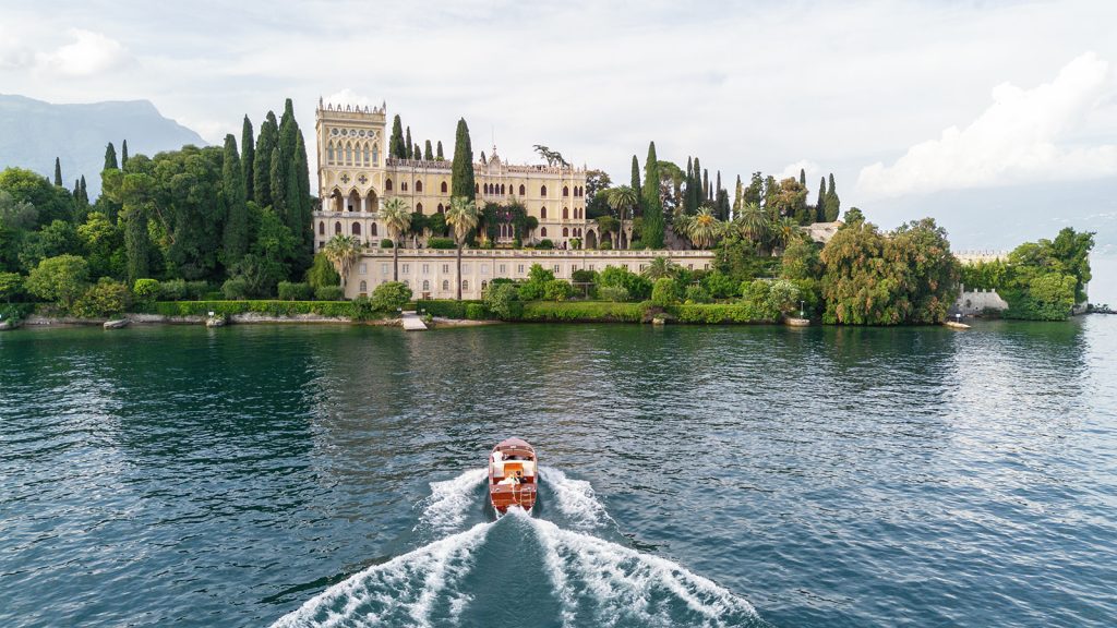 lake como wedding photographer